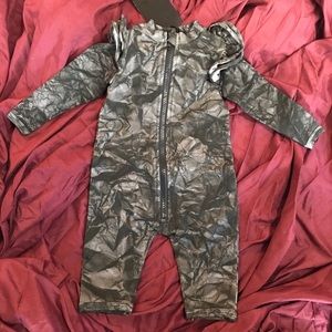 Romey Loves Lulu. Organic. Ruffled Space Suit. NWT